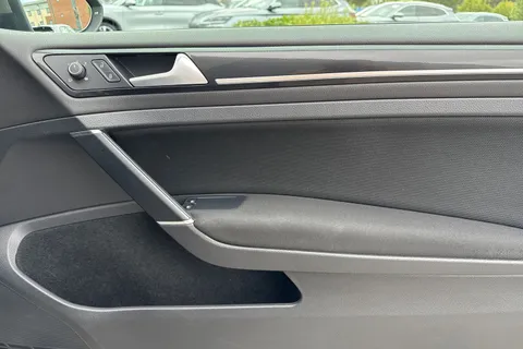 21 of 63 for VOLKSWAGEN GOLF 2.0 TDI GTD 3dr