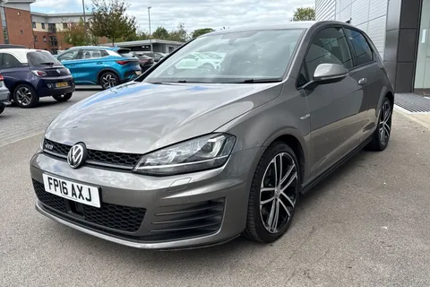 25 of 63 for VOLKSWAGEN GOLF 2.0 TDI GTD 3dr