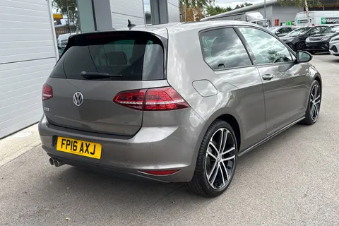 27 of 63 for VOLKSWAGEN GOLF 2.0 TDI GTD 3dr