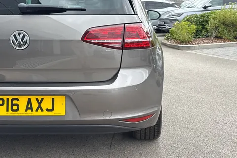 29 of 63 for VOLKSWAGEN GOLF 2.0 TDI GTD 3dr