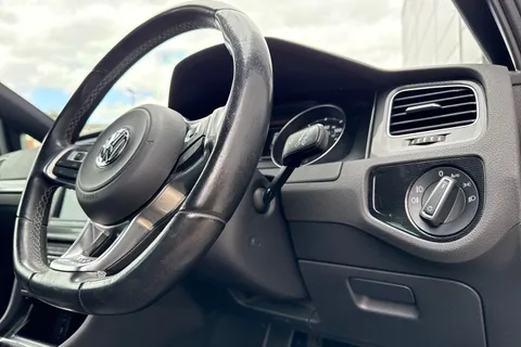 42 of 63 for VOLKSWAGEN GOLF 2.0 TDI GTD 3dr