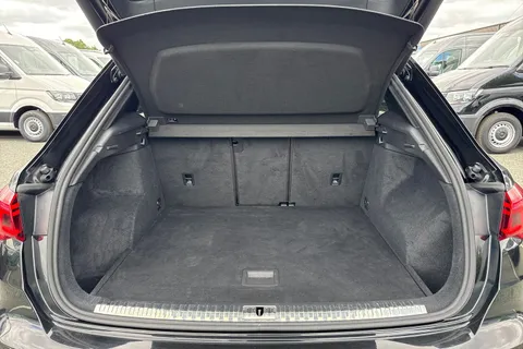 GJ70WKM Audi Q3 2.0 TDI 35 S line S Tronic Euro 6 (s/s) 5dr Thumbnail #7