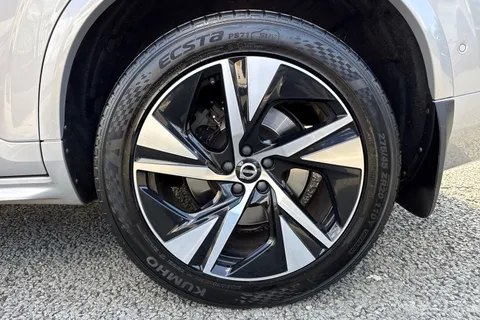 DX23JPF Volvo Xc90 2.0 B5 MHEV Plus Auto 4WD Euro 6 (s/s) 5dr Thumbnail #11