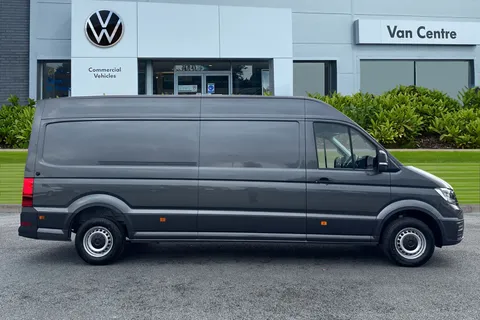 DF25WYJ Volkswagen Crafter 2.0 TDI 140PS Commerce Plus High Roof Van Auto Thumbnail #4