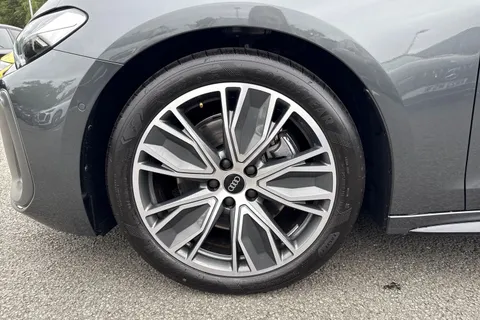 Audi A5 Avant 2.0 TDI S line S Tronic Euro 6 (s/s) 5dr Thumbnail #10