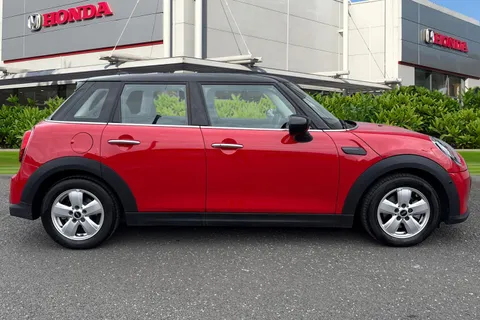 MC73XTN Mini Cooper 1.5 Cooper Classic 5dr Auto Thumbnail #4