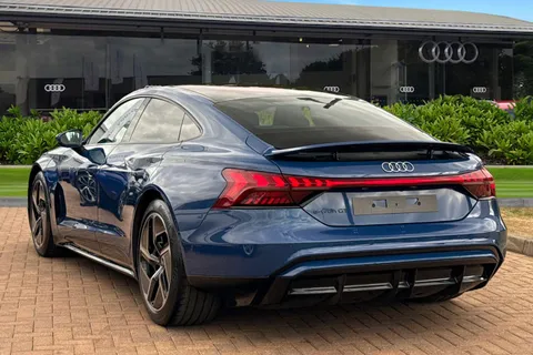 Audi e-tron GT 105kWh Auto quattro 4dr Thumbnail #3