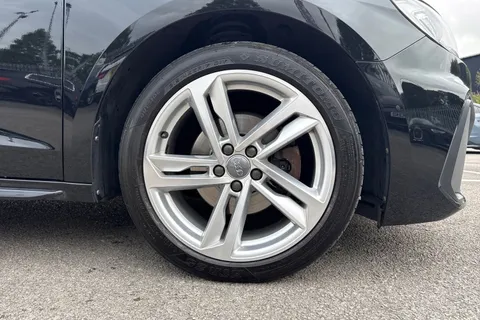 FE20UDZ Audi A1 S line 30 TFSI 116 PS S tronic Thumbnail #9