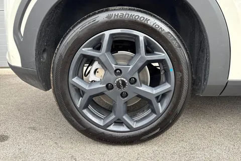 DG25RNY BYD Dolphin Surf 43.2kWh Boost Auto 5dr Thumbnail #7