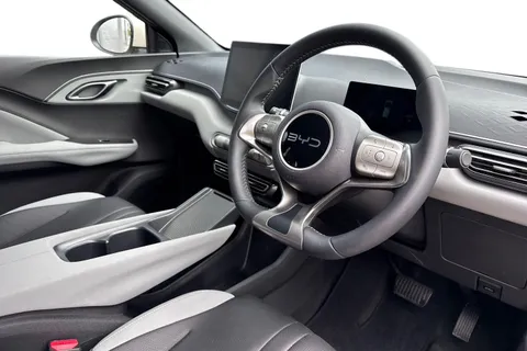 DG25RNY BYD Dolphin Surf 43.2kWh Boost Auto 5dr Thumbnail #8