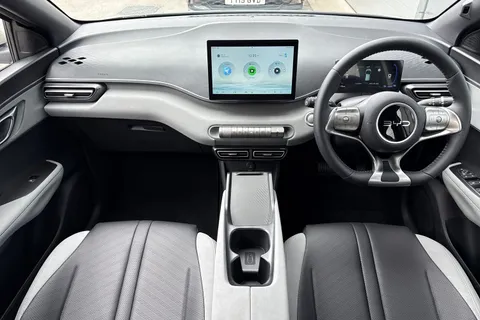 DG25RNY BYD Dolphin Surf 43.2kWh Boost Auto 5dr Thumbnail #39