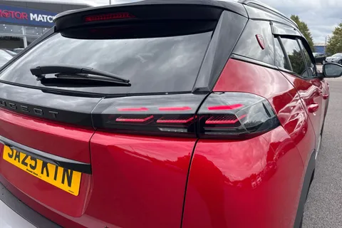 SA25KTN PEUGEOT 2008 1.2 PureTech MHEV GT e-DSC Euro 6 (s/s) 5dr Thumbnail #8