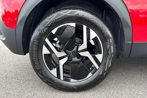 SA25KTN PEUGEOT 2008 1.2 PureTech MHEV GT e-DSC Euro 6 (s/s) 5dr Thumbnail #11