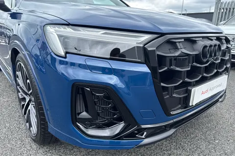 PY25GZJ Audi SQ7 SUV Black Edition TFSI 507 PS tiptronic Thumbnail #9