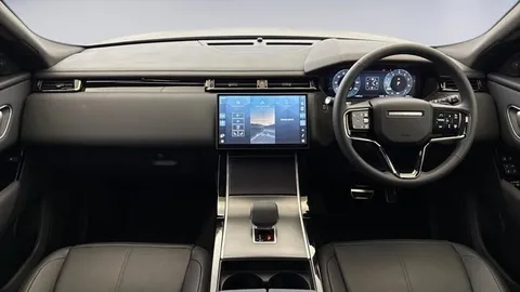 KS25RZD Land Rover Range Rover Velar 2.0 P400e 19.2kWh Dynamic SE Auto 4WD Euro 6 (s/s) 5dr Thumbnail #9
