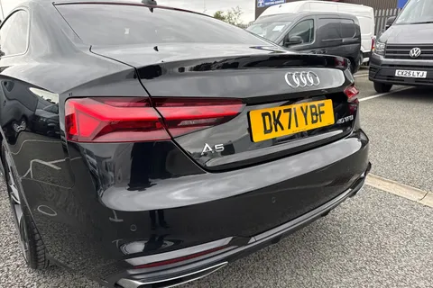 DK71YBF Audi A5 2.0 TFSI 40 Edition 1 S Tronic Euro 6 (s/s) 2dr Thumbnail #8