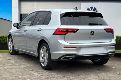 Volkswagen Golf 1.4 TSI 13kWh GTE DSG Euro 6 (s/s) 5dr Thumbnail #2