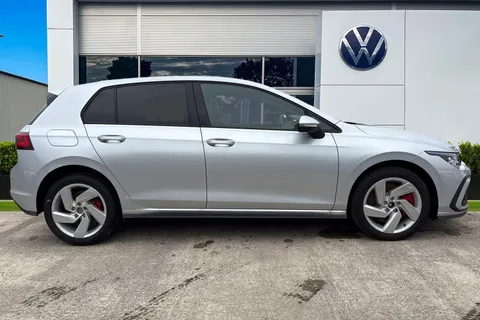 Volkswagen Golf 1.4 TSI 13kWh GTE DSG Euro 6 (s/s) 5dr Thumbnail #3