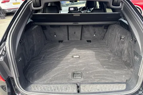 YF20XNA BMW 5 Series 2.0 520d MHT M Sport Touring Auto Euro 6 (s/s) 5dr Thumbnail #7