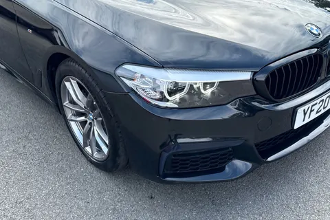 YF20XNA BMW 5 Series 2.0 520d MHT M Sport Touring Auto Euro 6 (s/s) 5dr Thumbnail #9