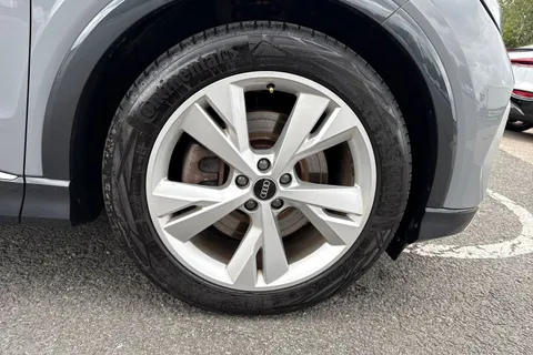 BL71HZN Audi Q4 e-tron Q4 Sportback S line 40 e-tron 150,00 kW Thumbnail #10