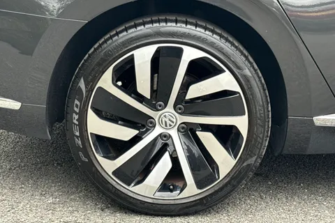 KV18HGP Volkswagen Arteon 2.0 TDI R-Line Fastback Euro 6 (s/s) 5dr Thumbnail #11