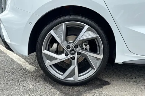  Audi A3 2.0 TDI Black Edition Sportback S Tronic Euro 6 (s/s) 5dr Thumbnail #13