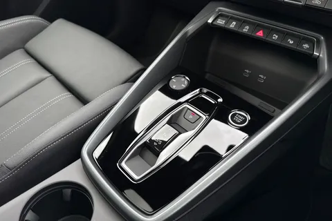  Audi A3 2.0 TDI Black Edition Sportback S Tronic Euro 6 (s/s) 5dr Thumbnail #23