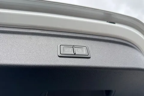  Audi A3 2.0 TDI Black Edition Sportback S Tronic Euro 6 (s/s) 5dr Thumbnail #35