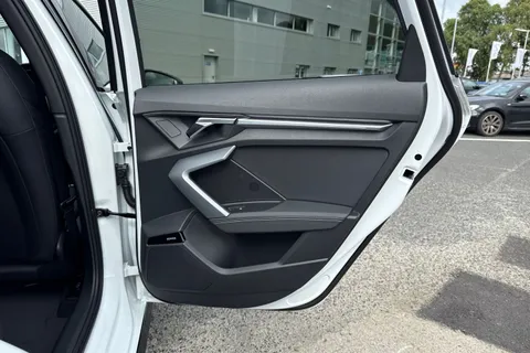  Audi A3 2.0 TDI Black Edition Sportback S Tronic Euro 6 (s/s) 5dr Thumbnail #41