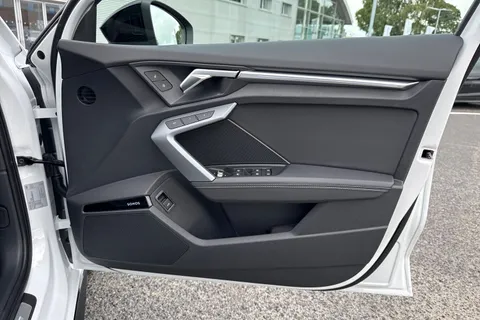  Audi A3 2.0 TDI Black Edition Sportback S Tronic Euro 6 (s/s) 5dr Thumbnail #51