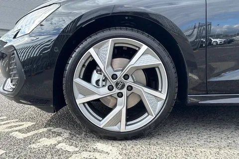  Audi A3 2.0 TDI Black Edition S Tronic Euro 6 (s/s) 4dr Thumbnail #10