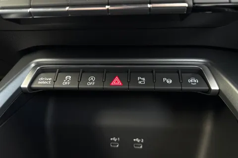  Audi A3 2.0 TDI Black Edition S Tronic Euro 6 (s/s) 4dr Thumbnail #55