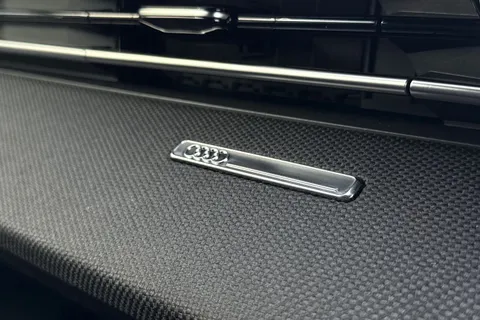  Audi A3 2.0 TDI Black Edition S Tronic Euro 6 (s/s) 4dr Thumbnail #58