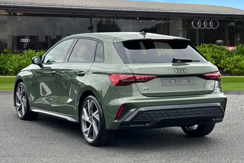 Audi A3 2.0 TDI Black Edition Sportback S Tronic Euro 6 (s/s) 5dr Thumbnail #3