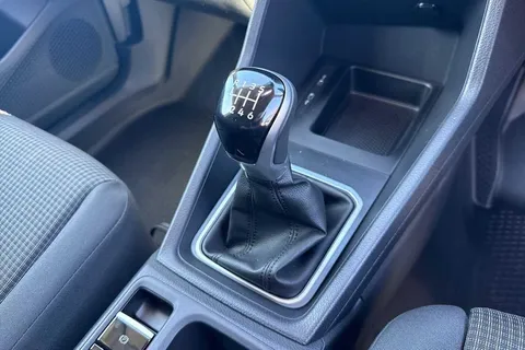 PE25VML Volkswagen Caddy C20 Cargo Commerce Plus SWB 102 PS 2.0 TDI 6sp Manual Thumbnail #20