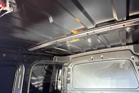 PE25VML Volkswagen Caddy C20 Cargo Commerce Plus SWB 102 PS 2.0 TDI 6sp Manual Thumbnail #31