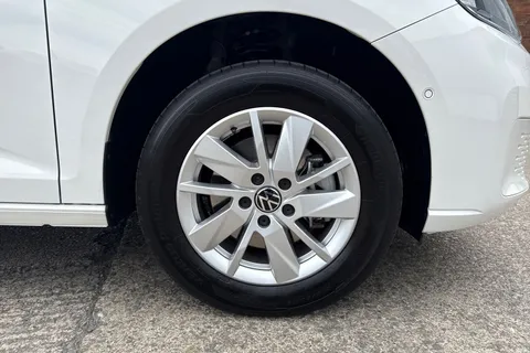 PK74NVO Volkswagen Caddy Maxi C20 Cargo Commerce Pro Maxi 102 PS 2.0 TDI 6sp Manual Thumbnail #11