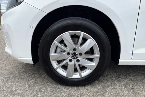 PK74NVO Volkswagen Caddy Maxi C20 Cargo Commerce Pro Maxi 102 PS 2.0 TDI 6sp Manual Thumbnail #14