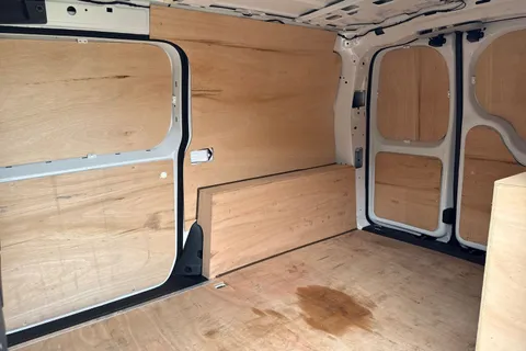 PK74NVO Volkswagen Caddy Maxi C20 Cargo Commerce Pro Maxi 102 PS 2.0 TDI 6sp Manual Thumbnail #20