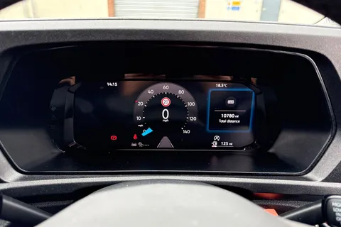 PK74NVO Volkswagen Caddy Maxi C20 Cargo Commerce Pro Maxi 102 PS 2.0 TDI 6sp Manual Thumbnail #30