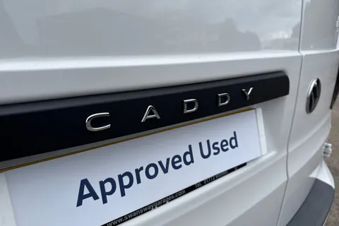 PK74NVO Volkswagen Caddy Maxi C20 Cargo Commerce Pro Maxi 102 PS 2.0 TDI 6sp Manual Thumbnail #41