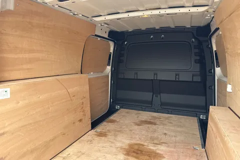 PK74NVO Volkswagen Caddy Maxi C20 Cargo Commerce Pro Maxi 102 PS 2.0 TDI 6sp Manual Thumbnail #45