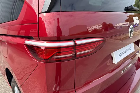 KM24YRD Volkswagen Multivan Life Standard 150 PS 2.0 TDI 7-Speed DSG Thumbnail #8