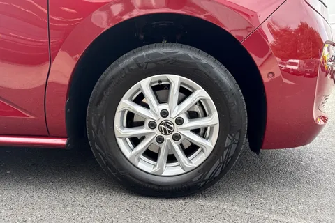 KM24YRD Volkswagen Multivan Life Standard 150 PS 2.0 TDI 7-Speed DSG Thumbnail #10