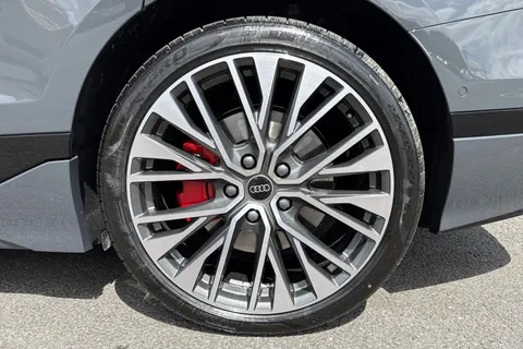 PJ25ZVT Audi A6 E-Tron Avant Avant Edition 1 e-tron performance  270,00 kW Thumbnail #12