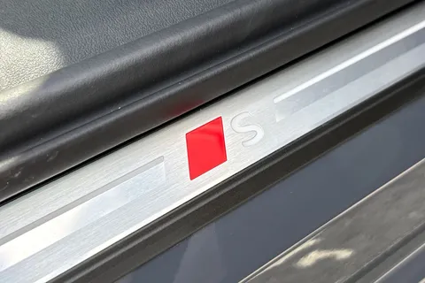 PJ25ZVT Audi A6 E-Tron Avant Avant Edition 1 e-tron performance  270,00 kW Thumbnail #26