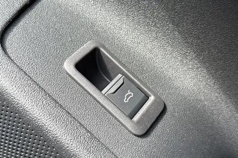 PJ25ZVT Audi A6 E-Tron Avant Avant Edition 1 e-tron performance  270,00 kW Thumbnail #31