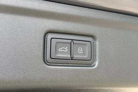 PJ25ZVT Audi A6 E-Tron Avant Avant Edition 1 e-tron performance  270,00 kW Thumbnail #41