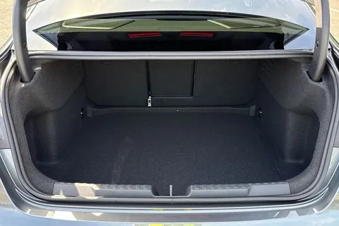 PJ25ZHC Audi A3 Black Edition 35 TFSI 150 PS S tronic Thumbnail #7